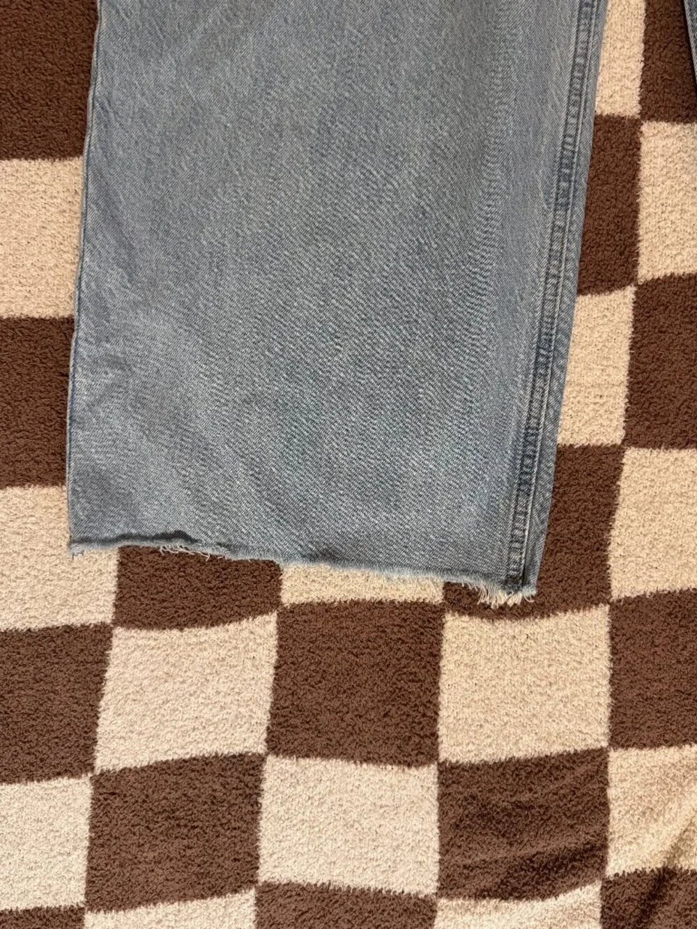 Abercrombie & Fitch - Low Rise Ultra Loose Jeans with Destroyed Hem - NWT - Picture 7 of 7